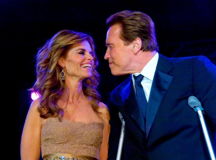 the image shows Schwarzenegger's relationship with her wife both looking beautiful